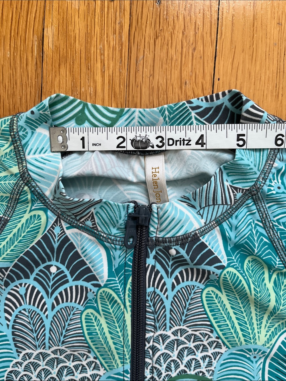 Helen Jon Rash Guard Full Zip Front Swim Beach Break Surf Shirt UPF Size XS - Picture 10 of 10